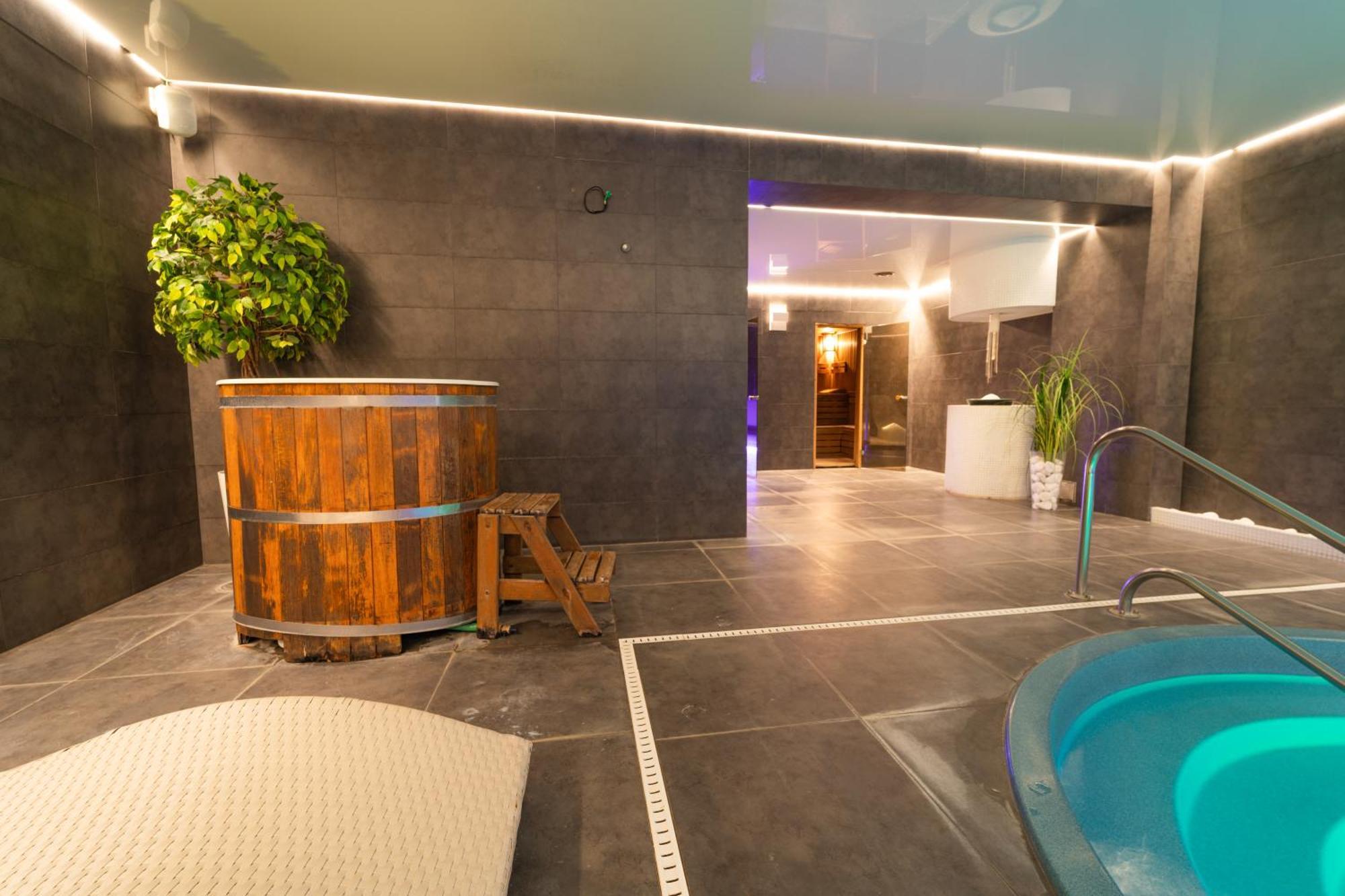 Chaty - Resort Aqua Maria Velaty Bagian luar foto