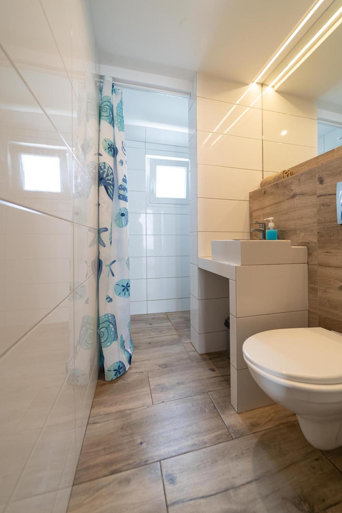 Chaty - Resort Aqua Maria Velaty Bagian luar foto