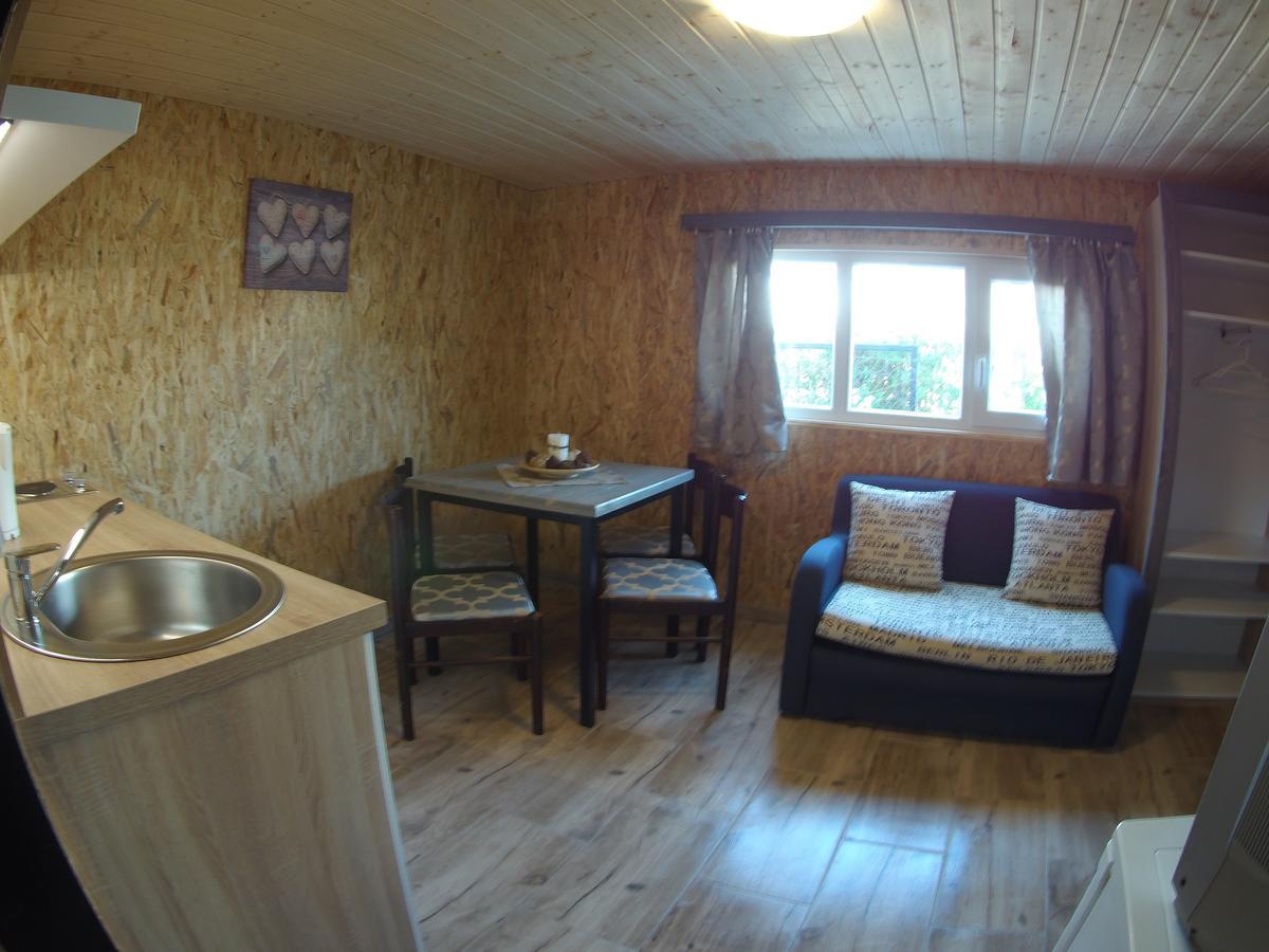 Chaty - Resort Aqua Maria Velaty Bagian luar foto